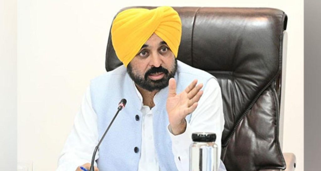 सुप्रीम कोर्ट के ऐतिहासिक फैसले के बाद पंजाब में आदमखोर और आवारा कुत्तों को खत्म करने के लिए कल से शुरू होगा बड़ा अभियान, मुख्यमंत्री भगवंत मान ने अदालत का जताया आभार
