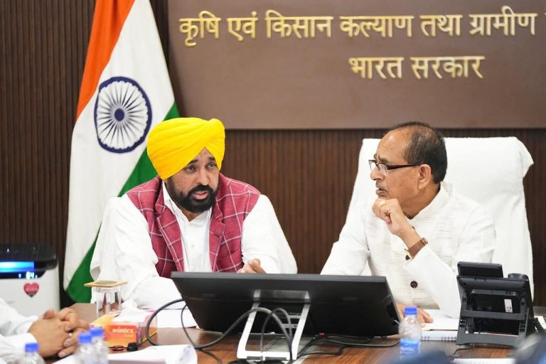 दिल्ली दौरे के दौरान मुख्यमंत्री भगवंत मान और केंद्रीय कृषि मंत्री शिवराज सिंह चौहान के बीच उच्च स्तरीय बैठक, पंजाब को खादों की निरंतर आपूर्ति और फसल विविधीकरण के लिए मिला केंद्र का बड़ा आश्वासन